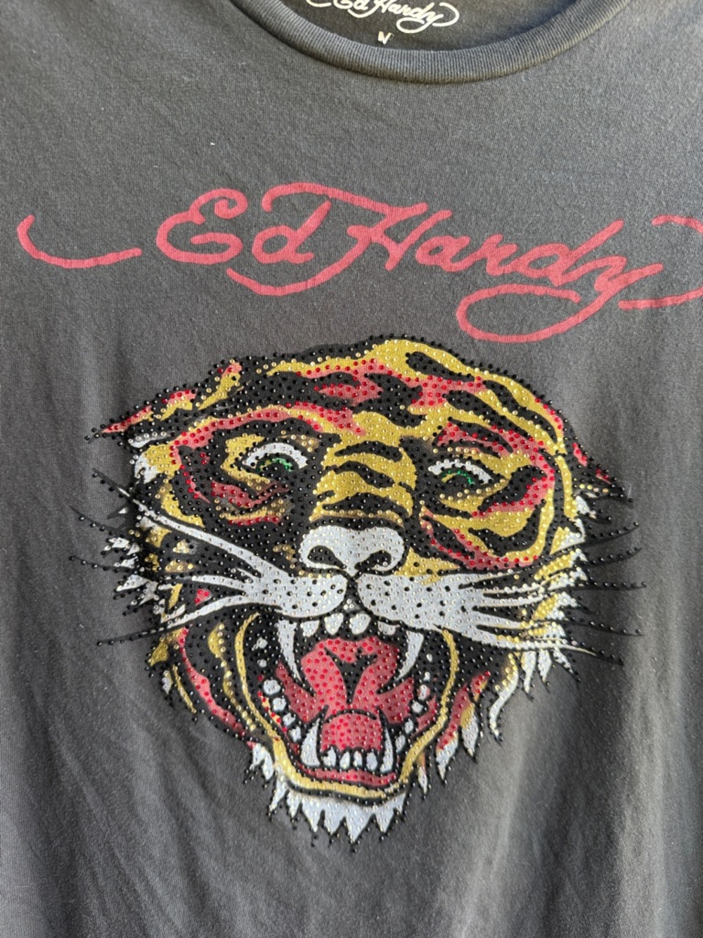 Ed Hardy Tee with Multicolor Y2K Crystal Tiger Graphic Size M - Picture 2 of 4